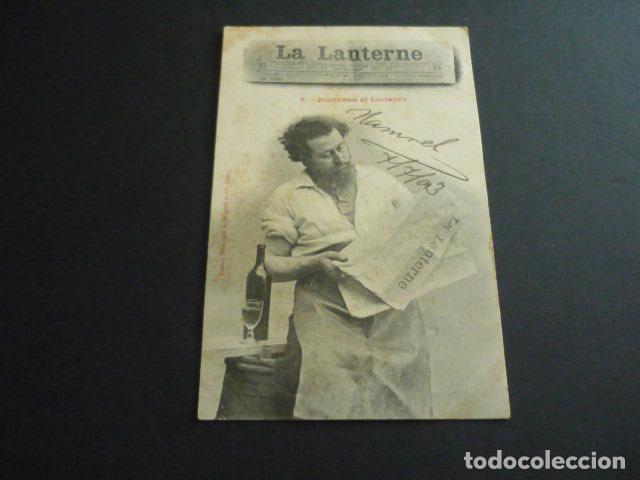 Cartoline: HOMBRE LEYENDO EL PERIODICO POSTAL