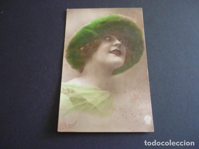 Postais: MUJER ELEGANT POSTAL