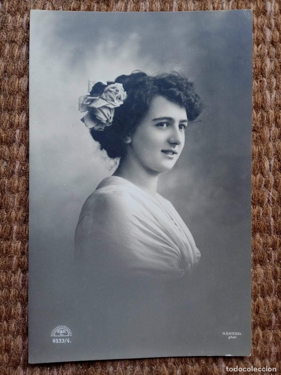 Postales: SE&Ntilde;ORITA POSANDO 1912 - Foto 1