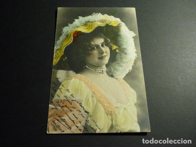 Postais: MUJER ELEGANTE POSTAL