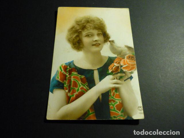 Postais: MUJER ELEGANTE POSTAL