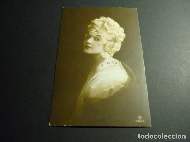 Postais: MUJER ELEGANTE POSTAL