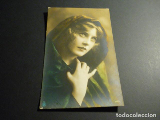 Postais: MUJER ELEGANTE POSTAL