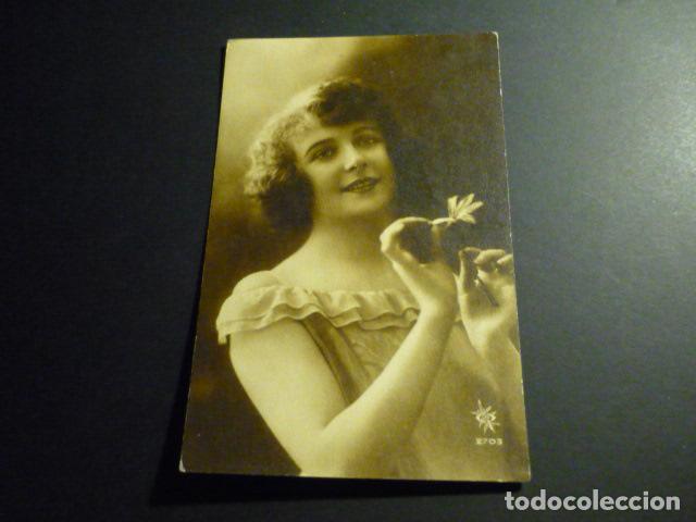 Postales: MUJER ELEGANTE POSTAL - Foto 1