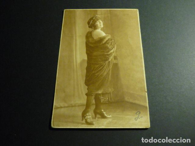 Cartoline: MUJER ELEGANTE POSTAL