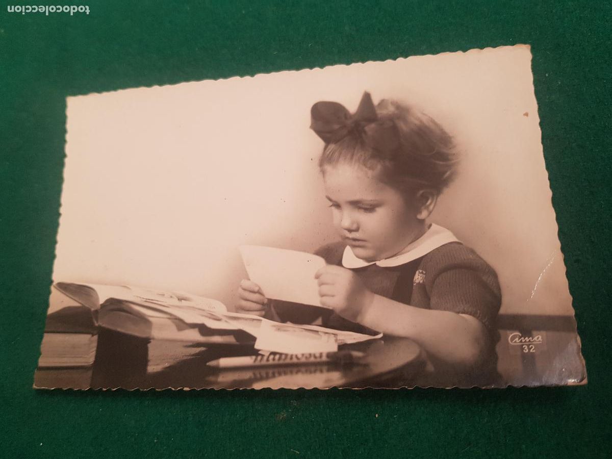 Postales: NI&Ntilde;A ESTUDIANDO -AMA 32 - Foto 1