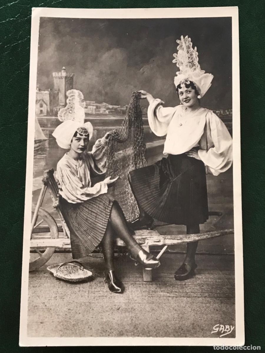 Postais: Postal de Francia Folklore Trajes T&iacute;picos
