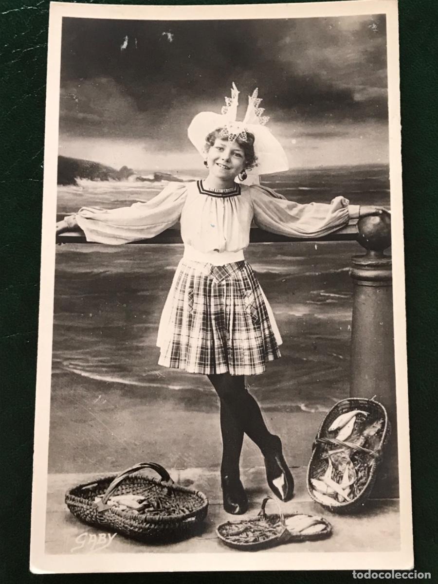 Postais: Postal de Francia Folklore Trajes T&iacute;picos