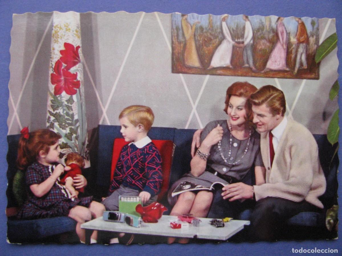 Postkarten: POSTAL DE UNA FAMILIA. C. Y Z. 6498. ESCRITA 1963.