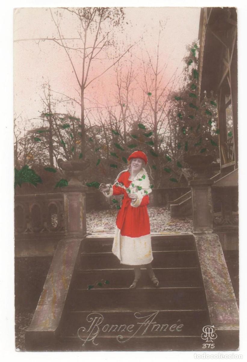Cartoline: Postal francesa principios del XX- sin circular-mujer con flores