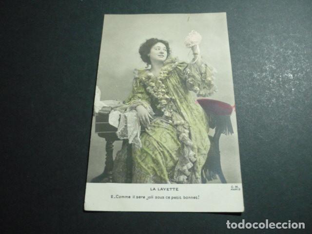 Postais: MUJER EN COSTURERO PREPARANDO EL AJUAR DE BEBE POSTAL