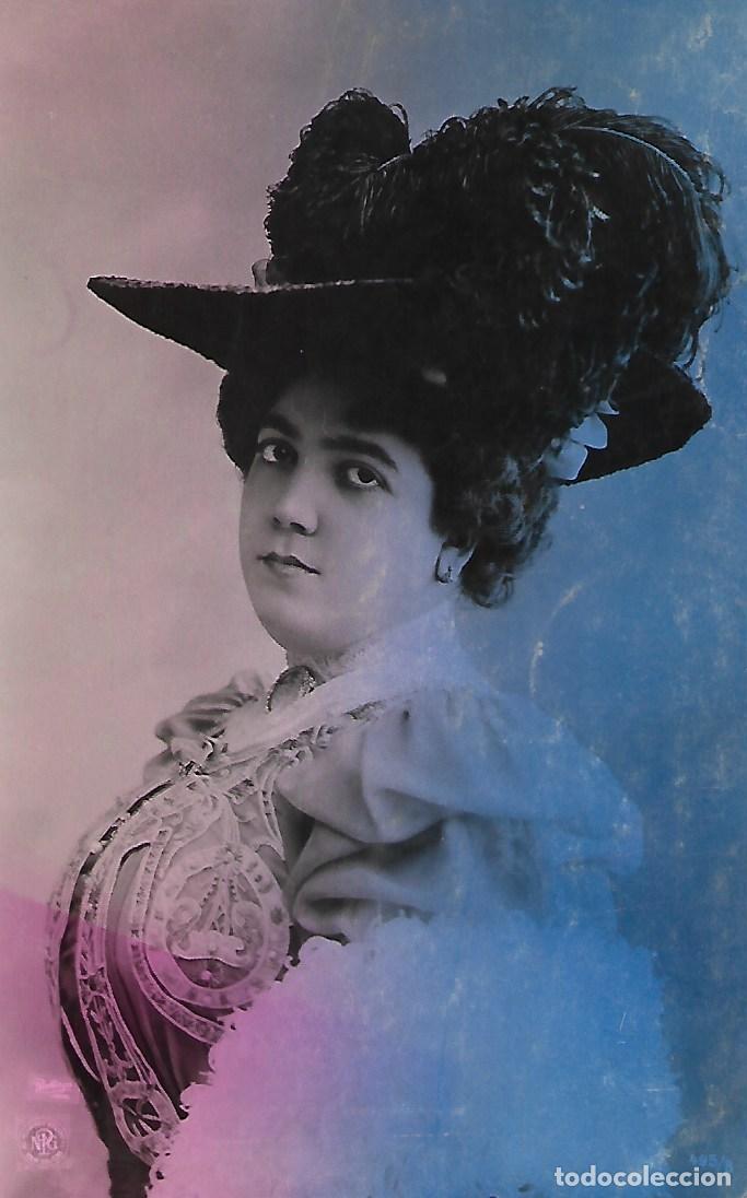 Postkarten: ANTIGUA POSTAL-DAMA CON SOMBRERO (Circulada en 1906)