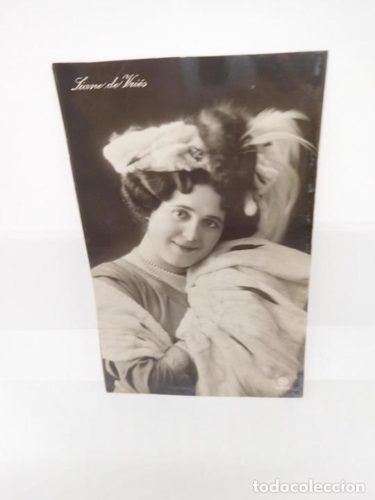 Postales: M69 Postal principios del s. XX. Galantes y mujeres. Enamorados. Parejas. Art Dec&oacute;. Sin circular. 16