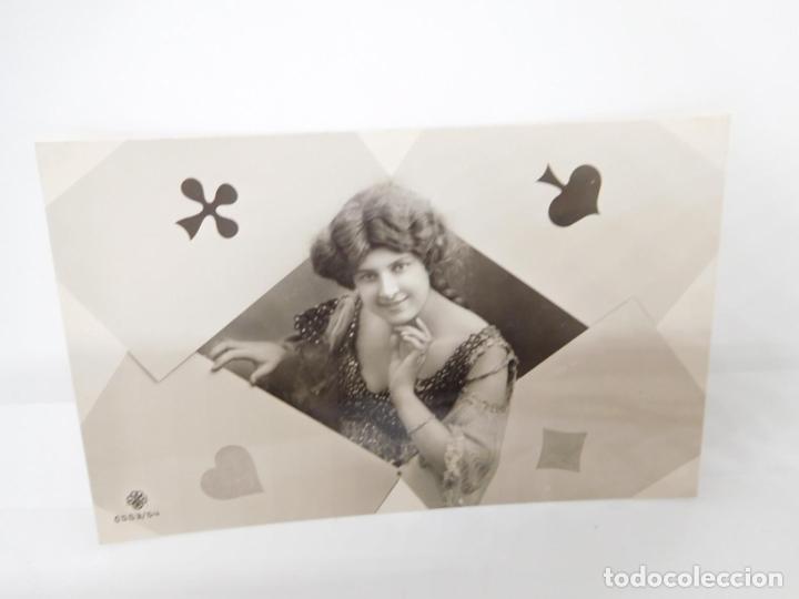 Postales: M69 Postal principios del s. XX. Galantes y mujeres. Enamorados. Parejas. Art Dec&oacute;. Sin circular. 26