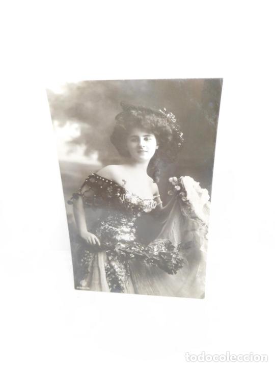 Postales: M69 Postal principios del s. XX. Galantes y mujeres. Enamorados. Parejas. Art Dec&oacute;. Sin circular. 36