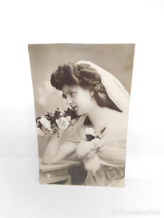 Postales: M69 Postal principios del s. XX. Galanes y mujeres. Parejas. Art Dec&oacute;. Sin circular. 50