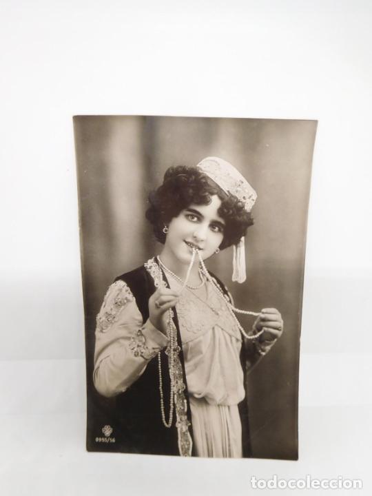Postales: M69 Postal principios del s. XX. Galanes y mujeres. Parejas. Art Dec&oacute;. Sin circular. 55