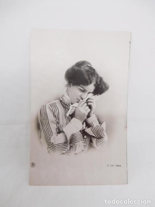 Postales: M69 Postal principios del s. XX. Galanes y mujeres. Parejas. Art Dec&oacute;. Sin circular. 63