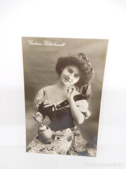 Postales: M69 Postal principios del s. XX. Galanes y mujeres. Parejas. Art Dec&oacute;. Sin circular. 81