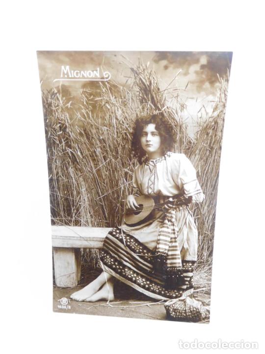 Postales: M69 Postal principios del s. XX. Galanes y mujeres. Parejas. Art Dec&oacute;. Sin circular. 95
