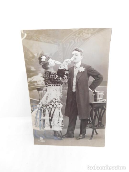 Postales: M69 Postal principios del s. XX. Galanes y mujeres. Parejas. Art Dec&oacute;. Sin circular. 101