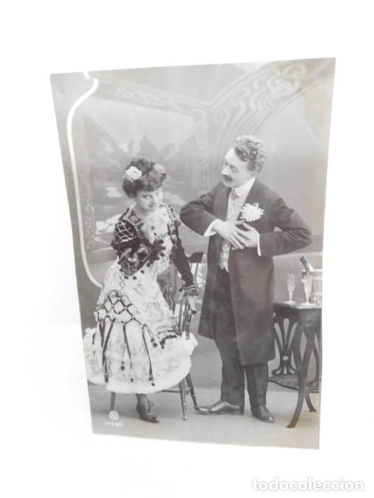 Postales: M69 Postal principios del s. XX. Galanes y mujeres. Parejas. Art Dec&oacute;. Sin circular. 102