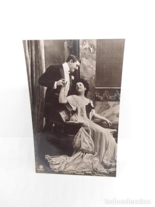 Postales: M69 Postal principios del s. XX. Galanes y mujeres. Parejas. Art Dec&oacute;. Sin circular. 105