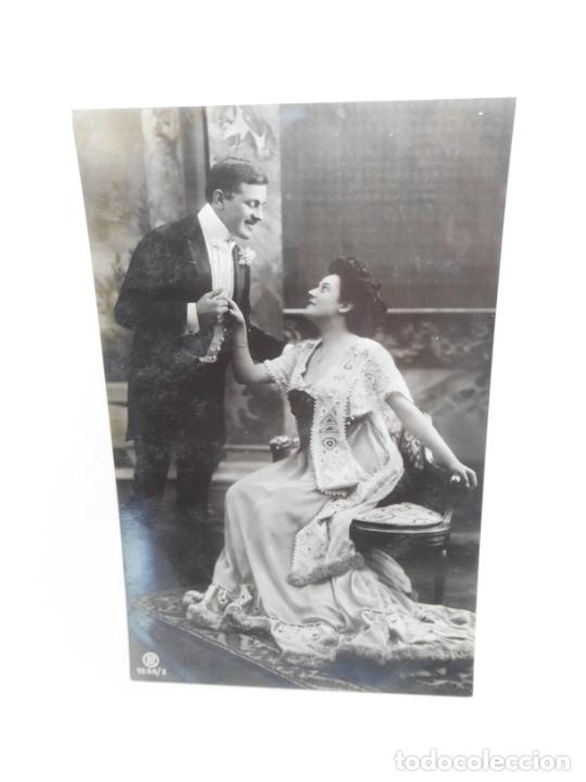 Postales: M69 Postal principios del s. XX. Galanes y mujeres. Parejas. Art Dec&oacute;. Sin circular. 107