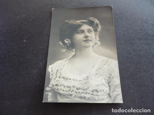 Cartoline: MUJER ELEGANTE POSTAL