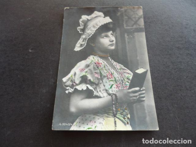 Cartoline: MUJER ELEGANTE POSTAL