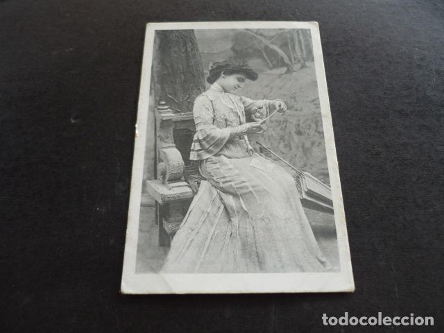 Postais: MUJER ELEGANTE POSTAL