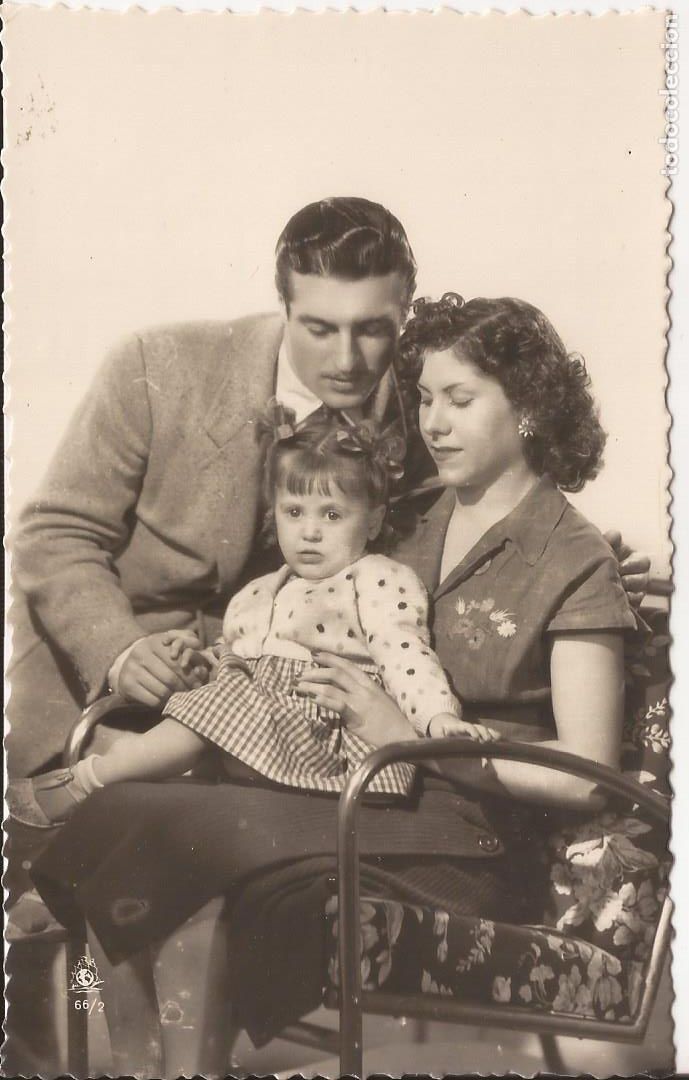 Cartoline: ANTIGUA POSTAL, FAMILIA CON NI&Ntilde;A, ED. BARCO 66/2