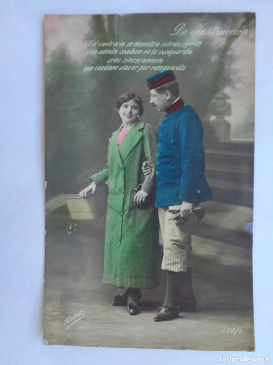 Postais: PRECIOSA POSTAL GALANTE DE MILITAR CON PAREJA . PRINCIPIOS DE SIGLO . COLOREADA