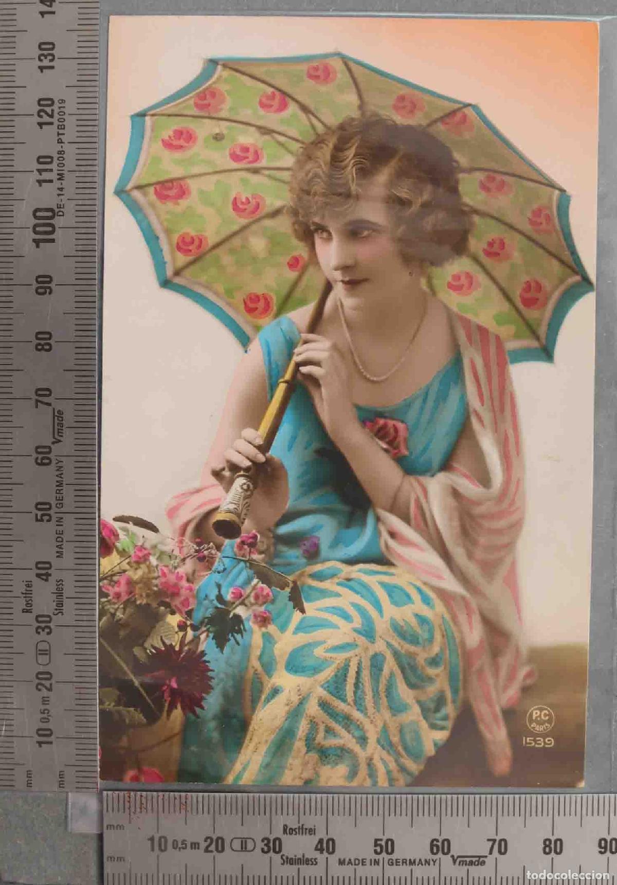 Postais: POSTAL. FOTOGRAFIA MUJER COLOREADA SOMBRILLA PC PARIS 1539