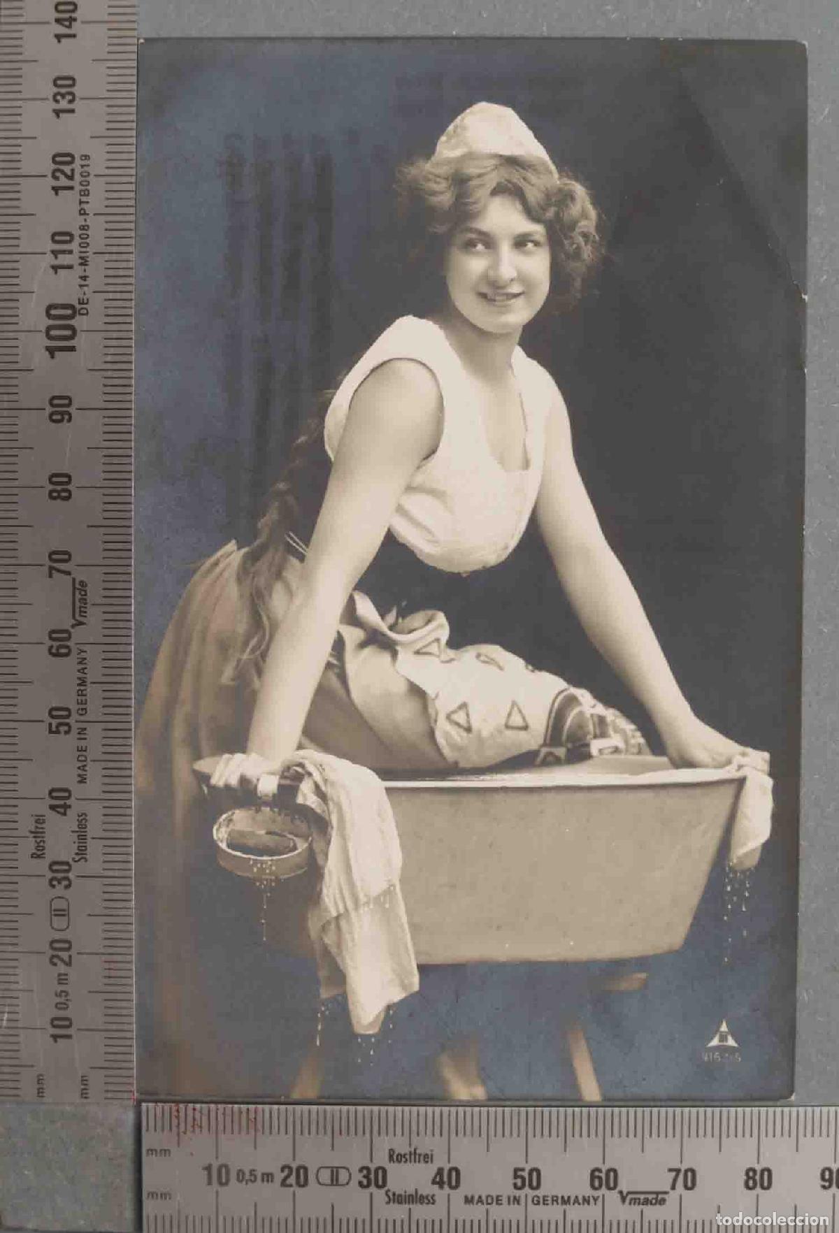 Postais: POSTAL. FOTOGRAFIA MUJER BA&Ntilde;ERA