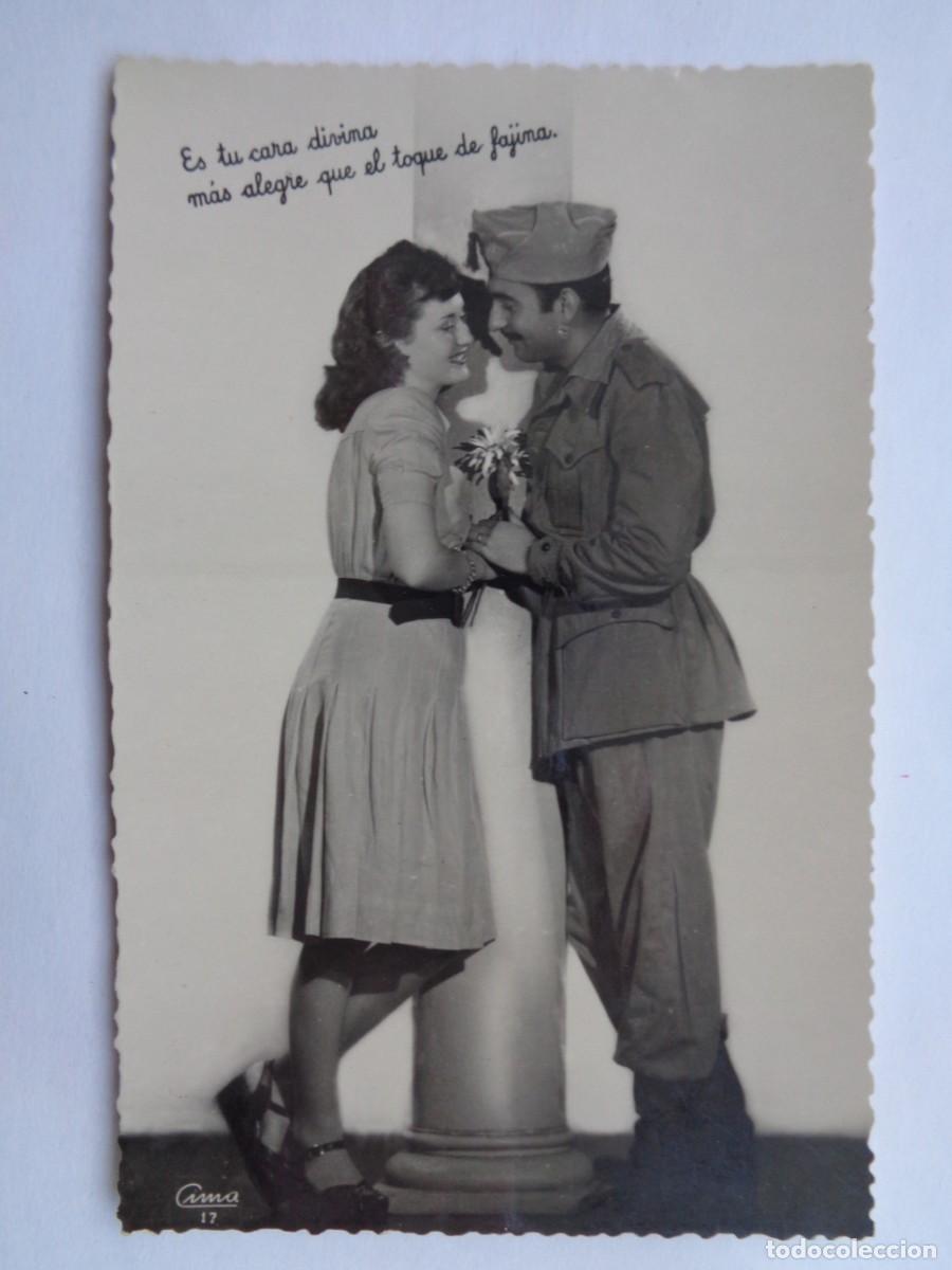 Postais: POSTAL GALANTE DE PAREJA ENAMORADA , MILITAR . A&Ntilde;OS 50