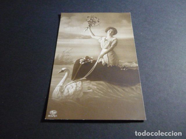 Postais: MUJER ELEGANTE POSTAL