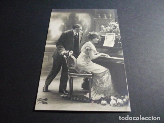Postais: PAREJA DE ENAMORADOS AL PIANO POSTAL