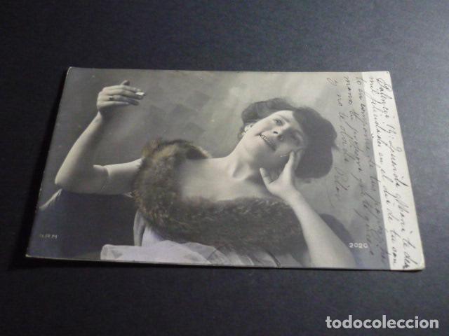 Postais: MUJER ELEGANTE POSTAL