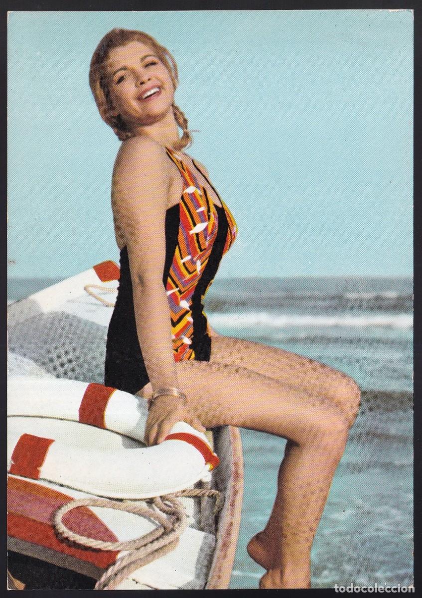 Postais: *Escena de playa* Ediciones Lux-Color n&ordm; 599. Dep. Legal B. 5662-IV. Nueva.