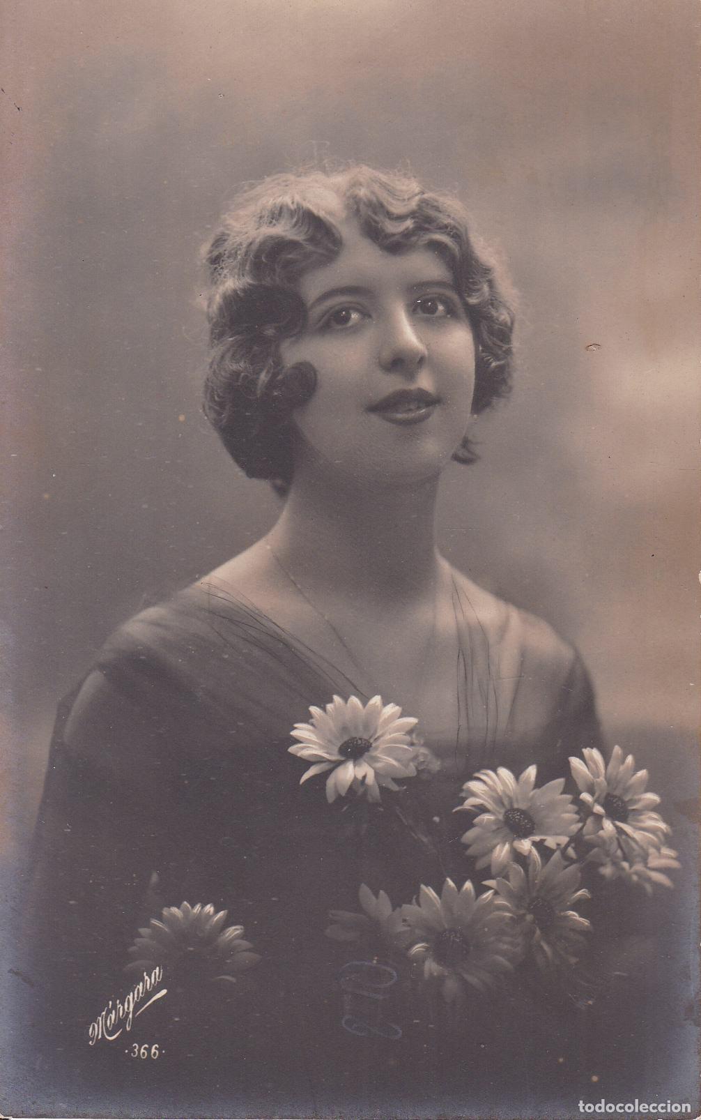 Postais: ANTIGUA POSTAL ROMANTICA, MUJER, FLORES &ndash; MARGARA 366 &ndash; ESCRITA 1917