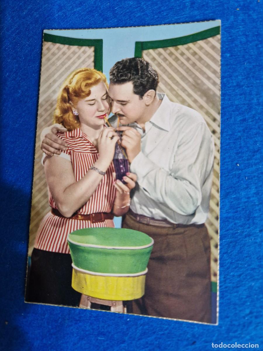 Cartoline: ANTIGUA TARJETA POSTAL PAREJA DE ENAMORADOS. NO CIRCULADA.