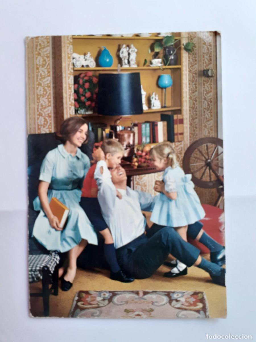 Postais: POSTAL - FAMILIA CON NI&Ntilde;OS &ndash; EDITA CyZ 6675 &ndash; ESCRITA