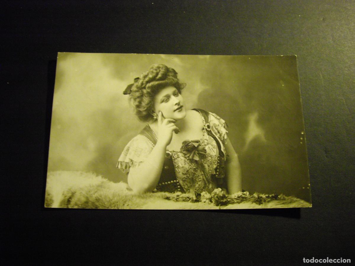 Postales: MUJER ELEGANTE POSTAL