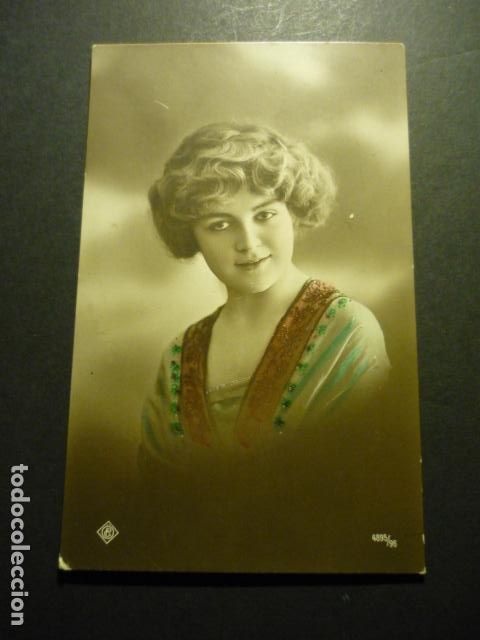 Postais: MUJER ELEGANTE POSTAL