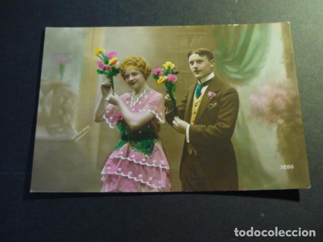 Postkarten: PAREJA DE ENAMORADOS POSTAL