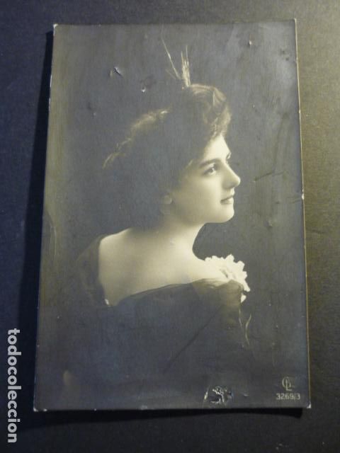 Postales: MUJER ELEGANTE POSTAL - Foto 1