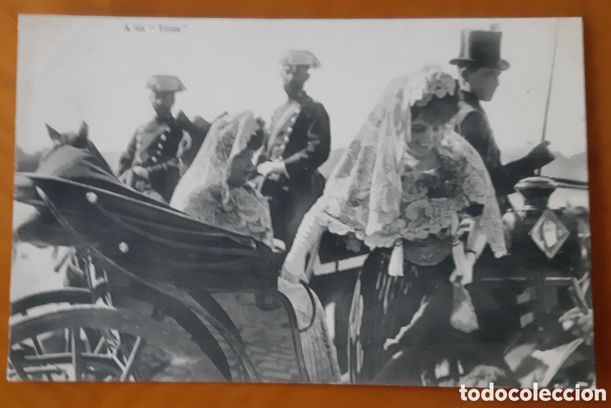 Postales: Postal &rdquo;a los toros&rdquo;. Sin escribir. R8323 - Foto 1