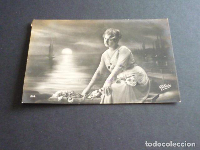 Postales: MUJER ELEGANTE POSTAL - Foto 1