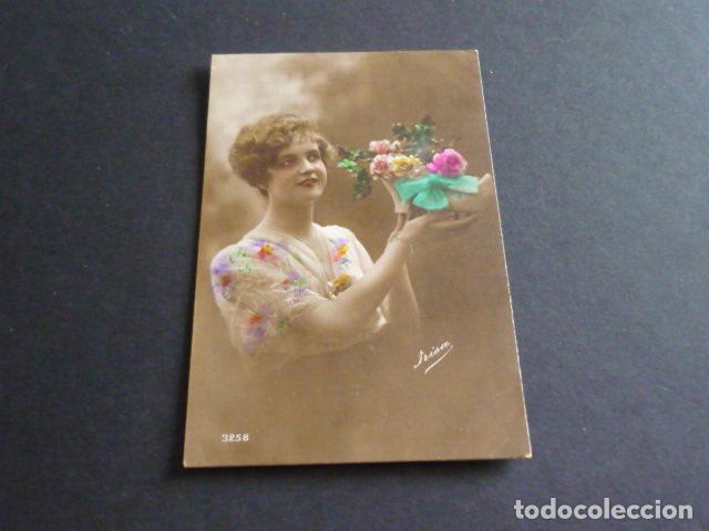 Postales: MUJER ELEGANTE POSTAL - Foto 1